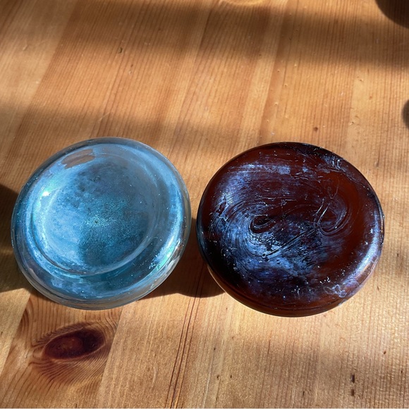 ANTIQUE CARTERS INK BOTTLES ICE BLUE TEAL & AMBER IRIDESCENT LOT OF 2 VINTAGE - Picture 5 of 8